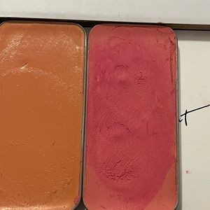 Assortment Seint lip and cheek colors.